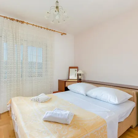 By The Sea Mastrinka, Ciovo - 24018 Apartament *