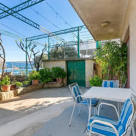 Apartament By The Sea Mastrinka, Ciovo - 24018 Trogir